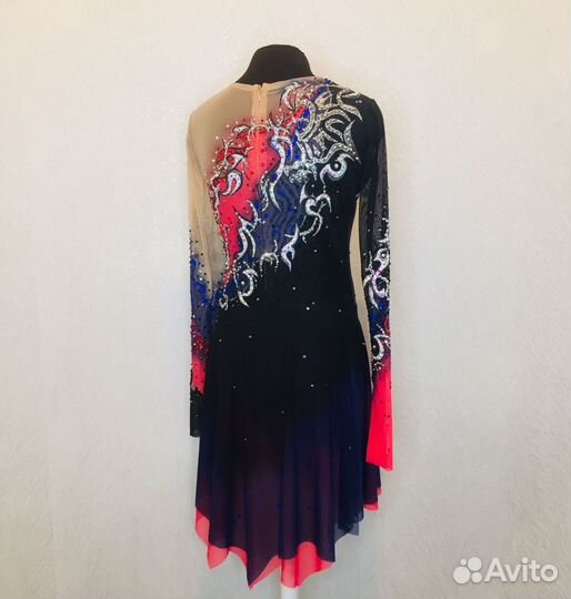 Костюм для фигурного катания 142-150