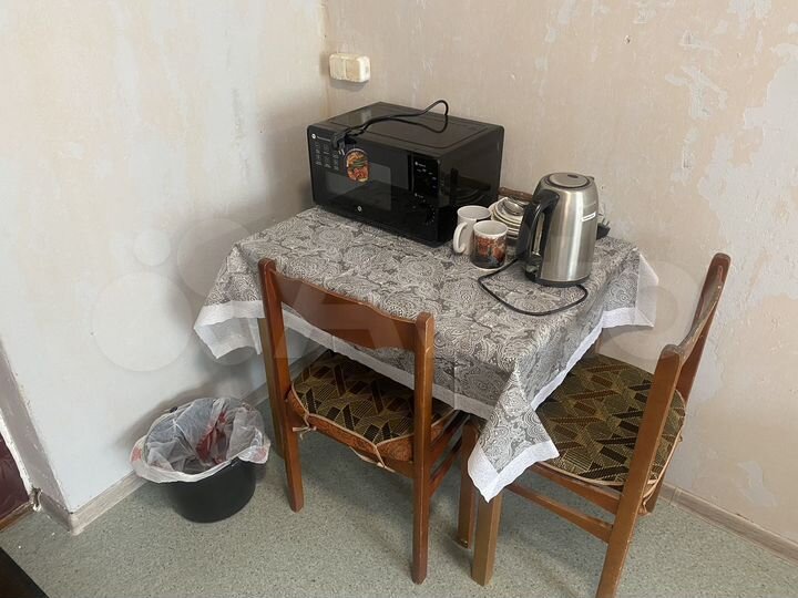 Комната 15 м² в 9-к., 3/5 эт.