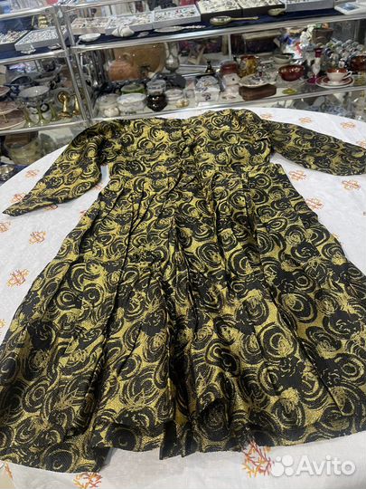 Старинная ткань