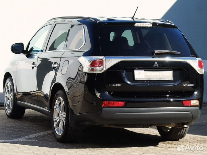 Mitsubishi Outlander 3 AT, 2013, 128 548 км