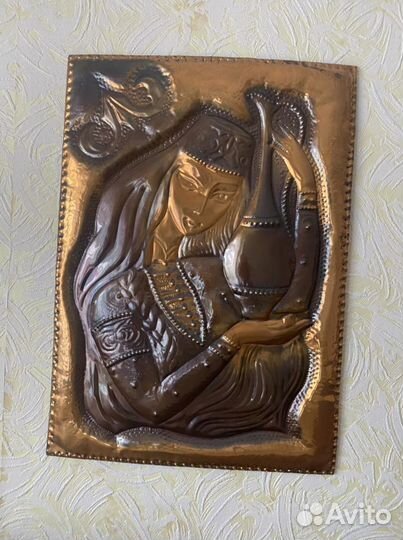 Панно чеканка