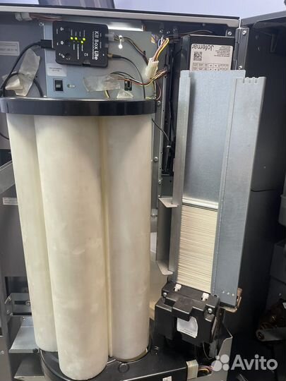 Кофейный автомат Jofemar Bluetec G335