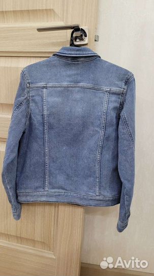 Джинсовая куртка H&M