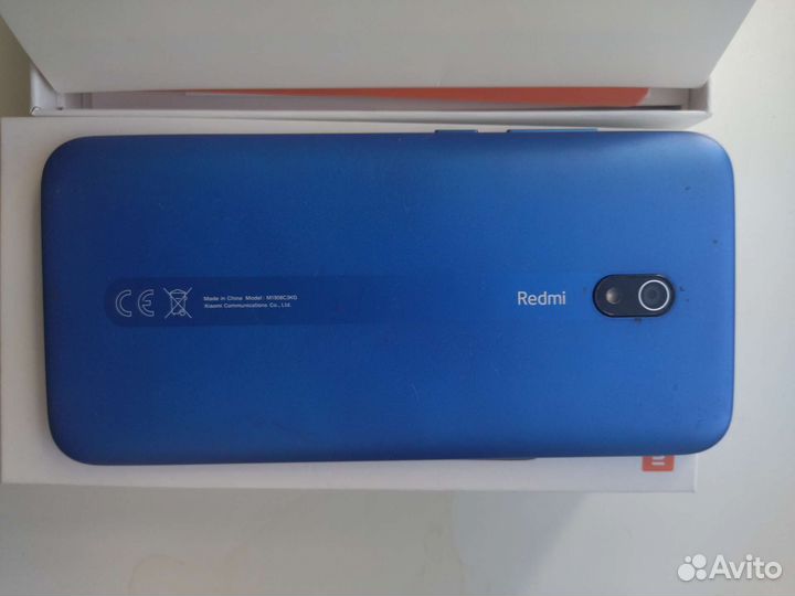 Телефон Xiaomi redmi 8A