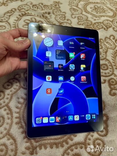 iPad (6 поколение)