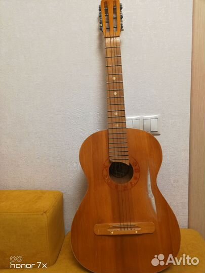 7 струнная гитара