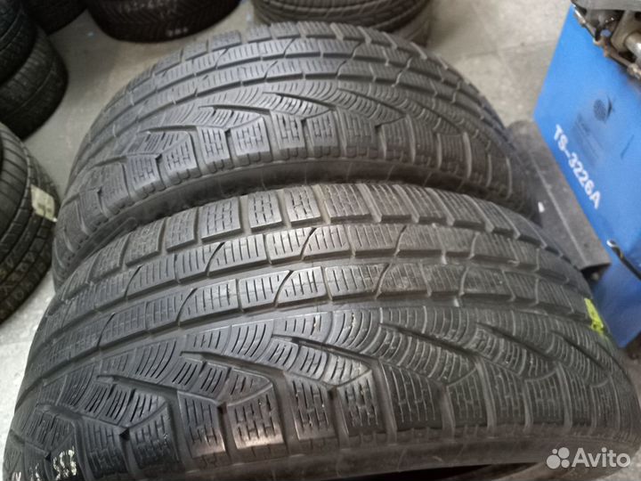 Pirelli Winter Sottozero 210 Serie II 235/50 R19 103H