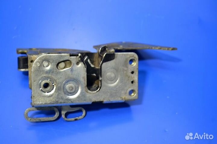 Замок двери, левый scania R-series (01.04)