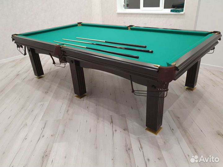 Бильярдный стол
