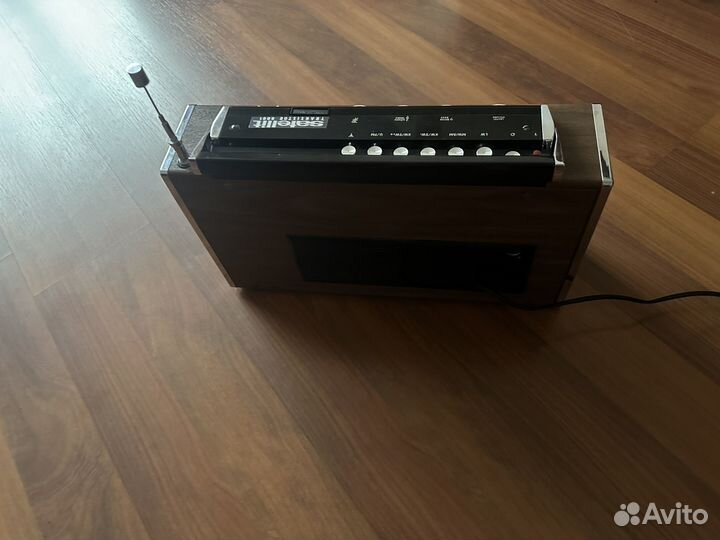 Grundig satellit 6001 отл состояние из Германии