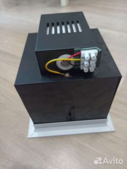 Светильник светодиодный встраиваемый карданный