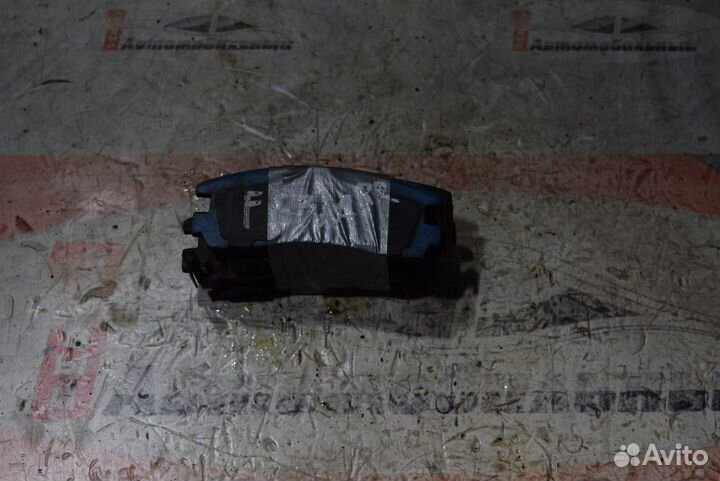 Колодки тормозные c Mitsubishi Pajero iO H76W 4G93