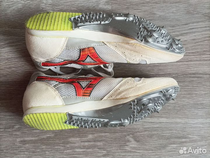 Шиповки для бега женские