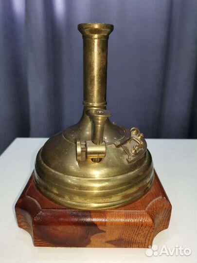 Миниатюрный пивоваренный котел с медным куполом