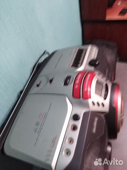 Магнитола Elenberg