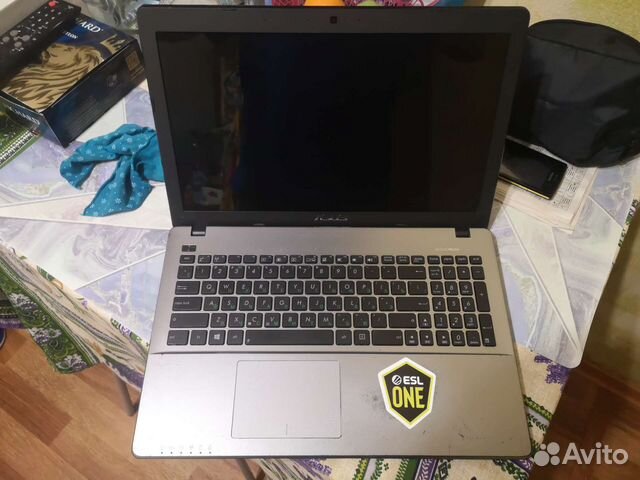Ноутбук Asus F552C на i3 с видюхой 2 гига