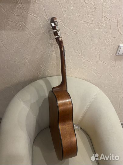 Классическая гитара fender