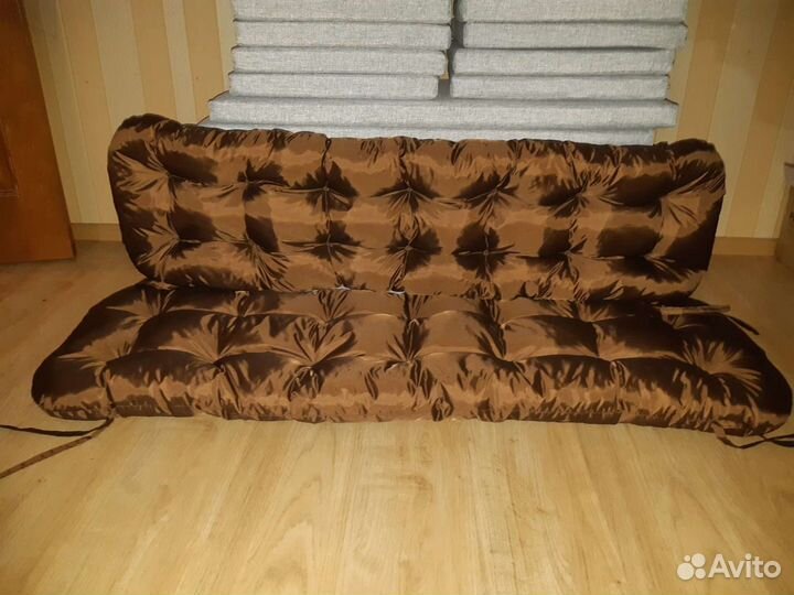 Подушки для подоконик