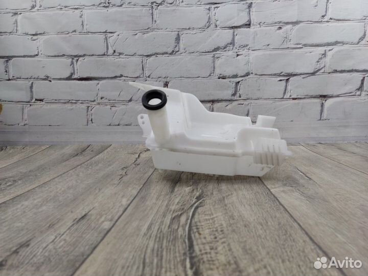 Бачок омывателя стекла лобового Focus Фокус 3