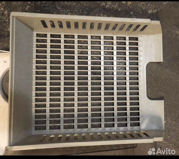 Лотки для бумаг и канцпринадлежностей