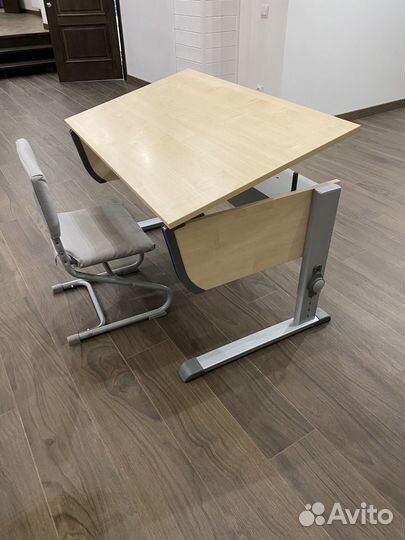 Растущий детский стол Moll со стулом