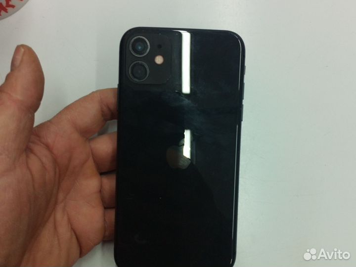 iPhone 11, 64 ГБ