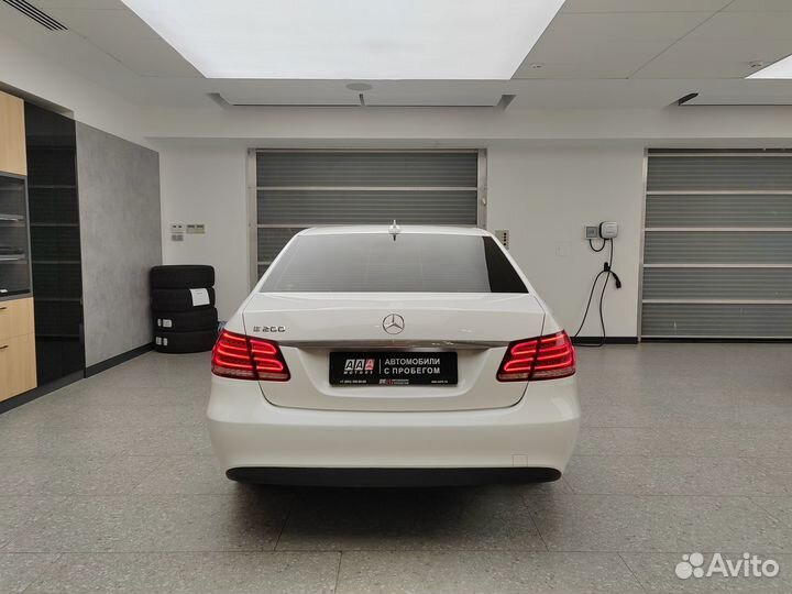 Mercedes-Benz E-класс 2.0 AT, 2015, 325 140 км