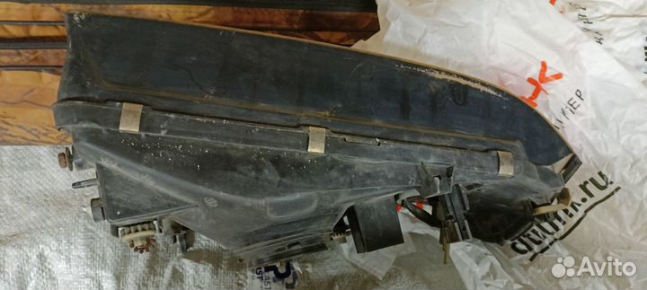 Фара передняя Nissan Cedric\Gloria HCR-72 1567