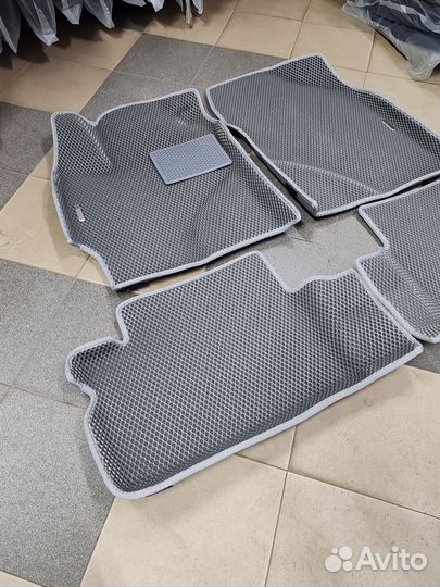 EVA коврики с бортами Toyota Auris E150