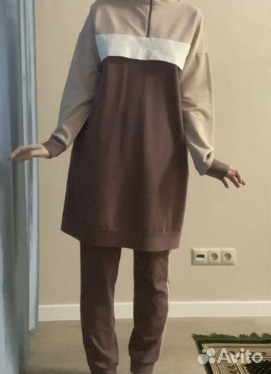 Спортивный костюм