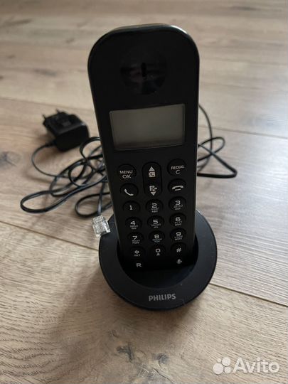 Телефон philips