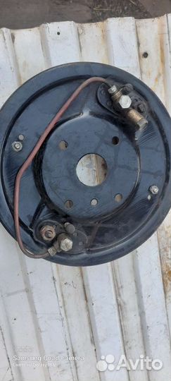 Щит тормозной Газ