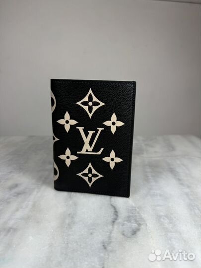 Обложна на паспорт