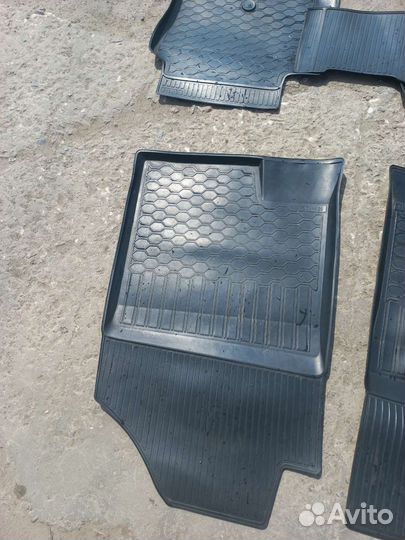 Автомобильные коврики резиновые hyundai solaris