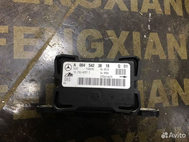 Датчик ускорения Mercedes M-Класс W164