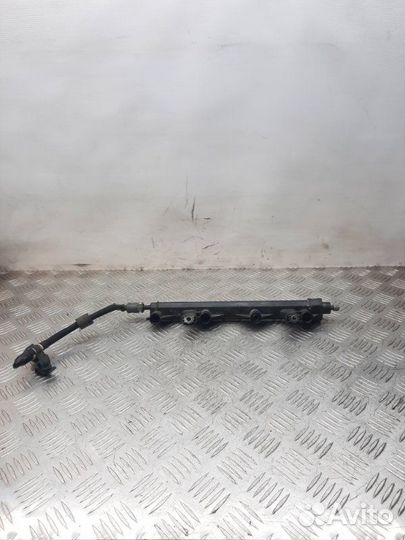 Топливная рампа Peugeot 207 кабриолет 1.6 EP6 2008