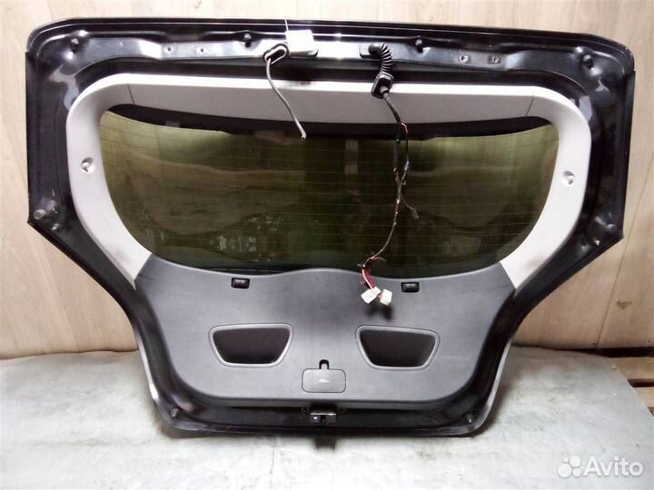 Замок багажника 812301H300