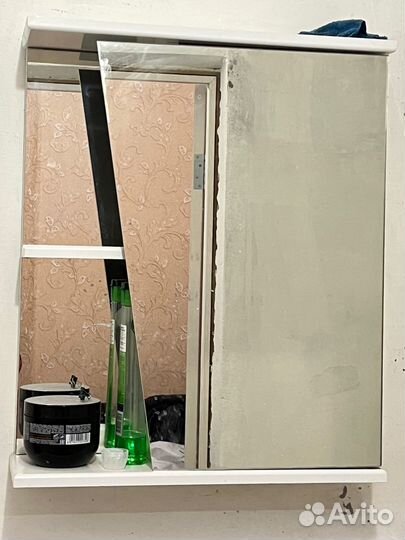 Шкафчик с зеркалом для ванной бу