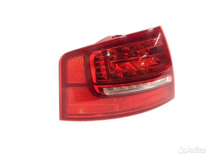 Фонарь левый Audi A8 D3 BVJ 2008