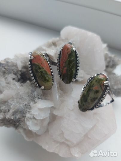 Комплект украшений с яшмой