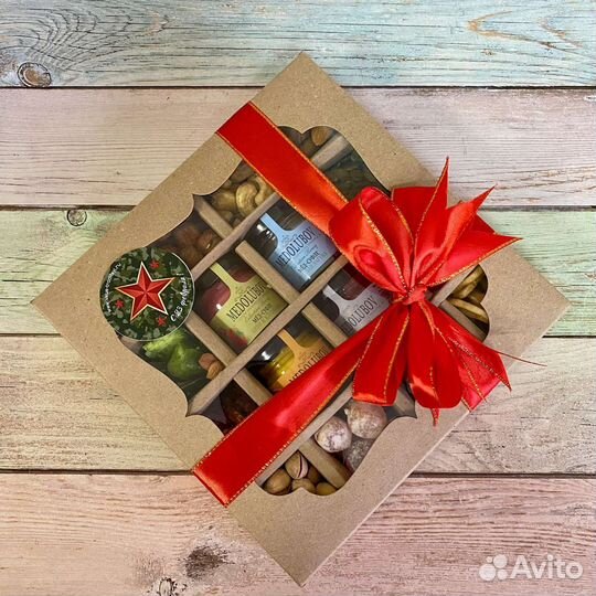 Купить подарочный набор орехов, презент, подарок