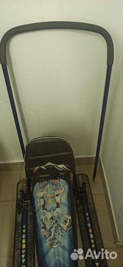 Снегокат с ручкой и колесами ника