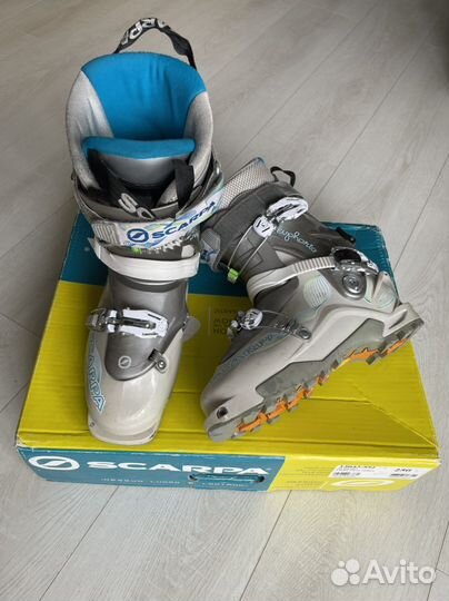 Горнолыжные ботинки для скитура и фрирайда Scarpa