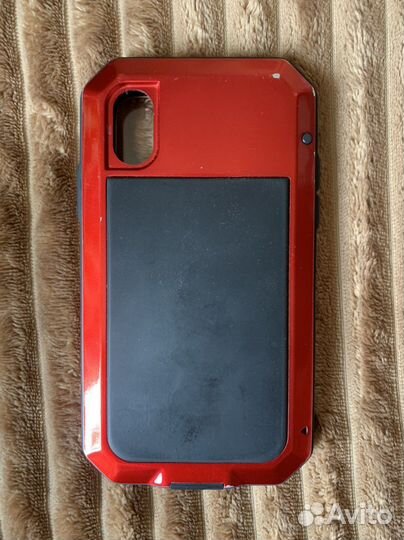 Бронированый чехол для айфона