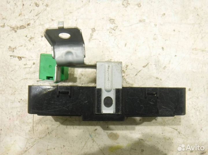 Блок реле Хендай Tucson 2