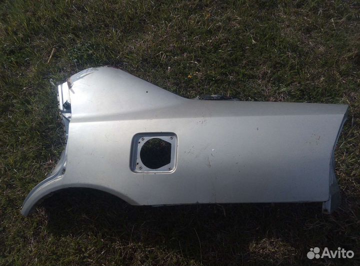 Крыло mitsubishi diamant