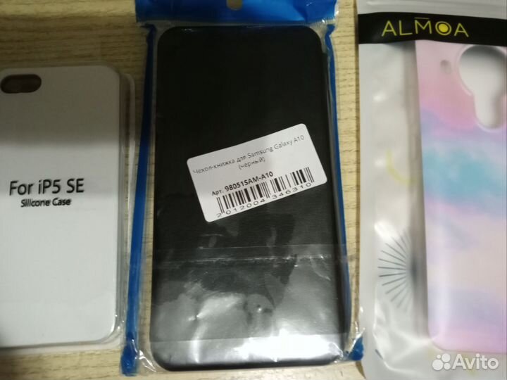 Чехлы на телефоны