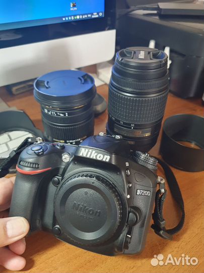 Зеркальный фотоаппарат Nikon D7200