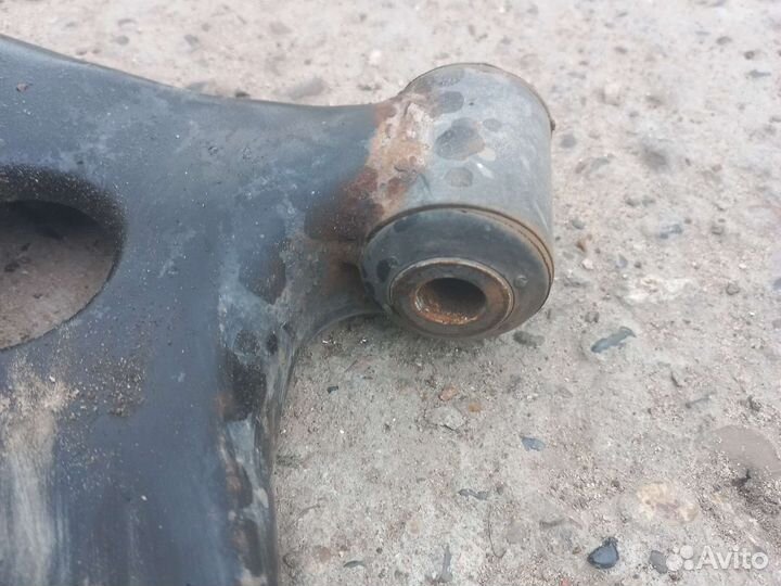 Mitsubishi colt z30 передние рычаги