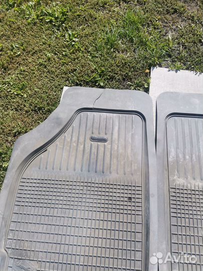 Ковры в салон автомобиля